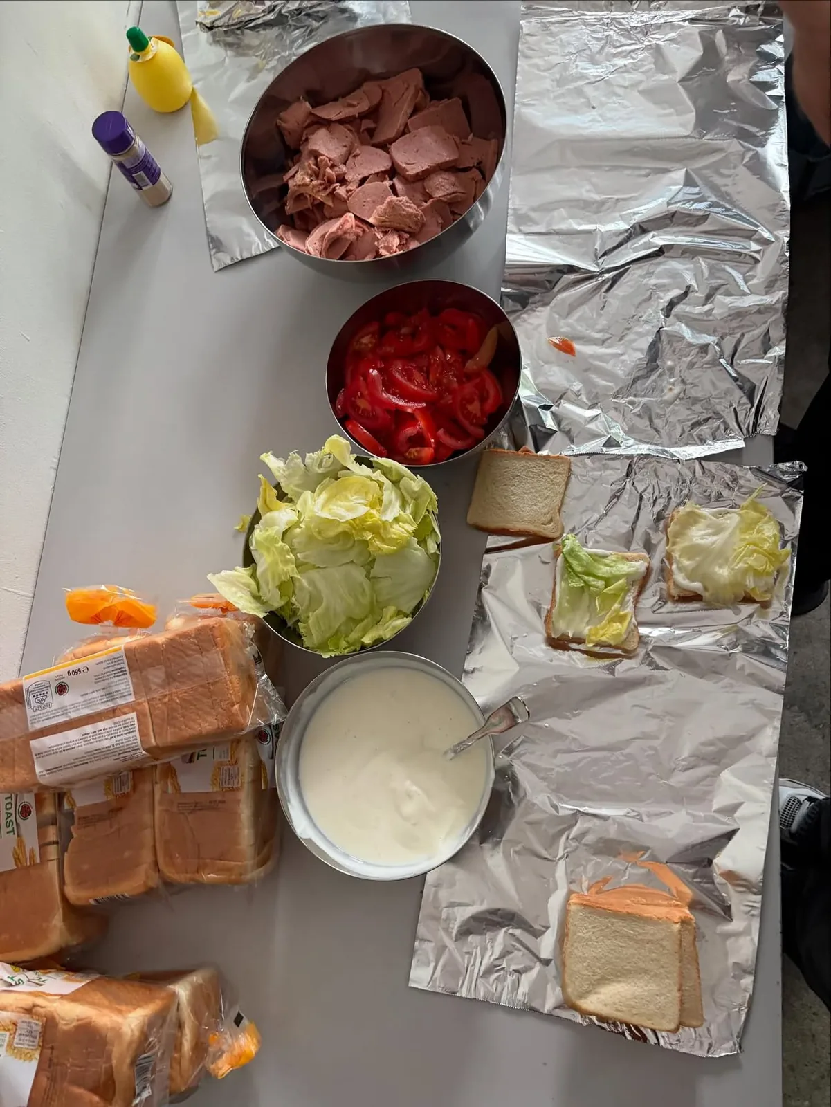 Préparation des sandwichs